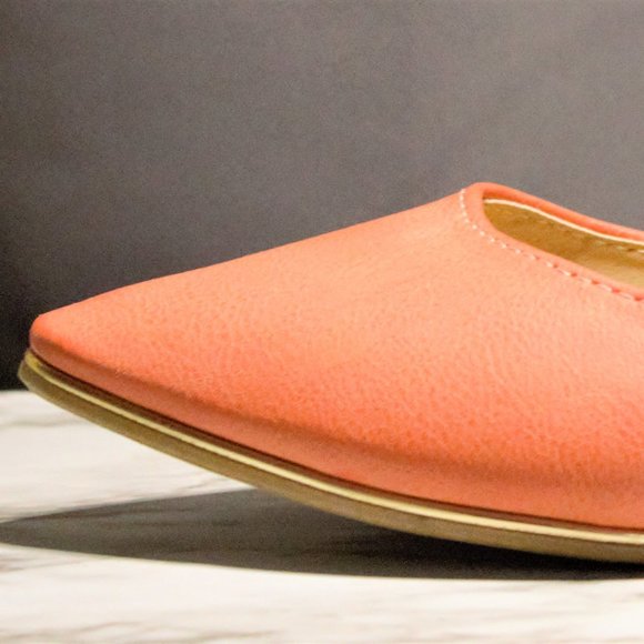 FLATS - Picture 4 of 5